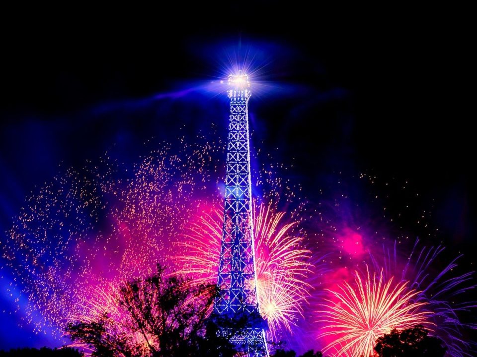 Reabertura Torre Eiffel 2021 Fogos de Artificio