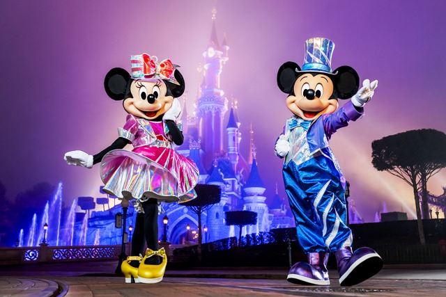 Disneyland Paris 30 – Minnie and Mickey p